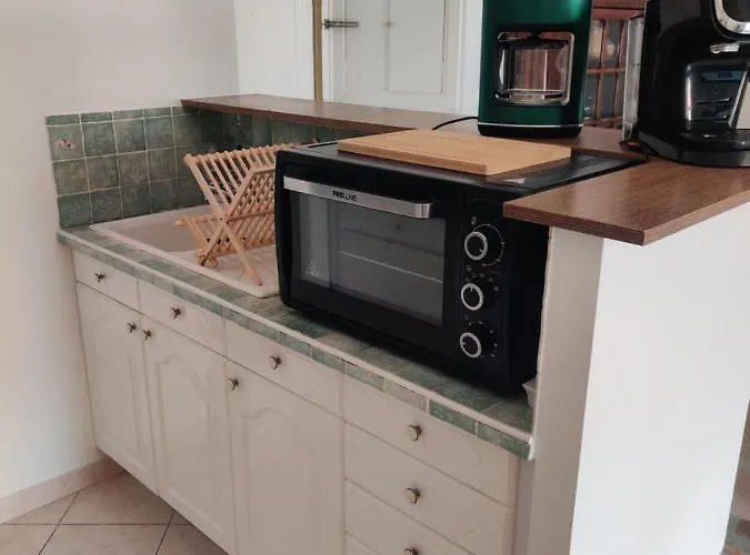 La Perle Du Louvre *